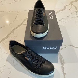 ECCO Women's Soft 7 Sneakers (Sz 8)